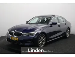 Blauw Gebruikt 2021 BMW 318 Executive Sedan | € 32.950 (Eerlijke prijs)