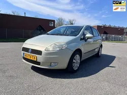 Beige Gebruikt 2007 Fiat Grande Punto Dynamic Hatchback | € 1.750 (Eerlijke prijs)