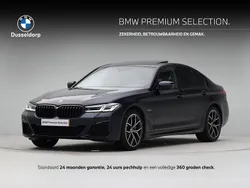 Zwart Gebruikt 2022 BMW 520 M Sport Sedan | € 41.950 (Eerlijke prijs)