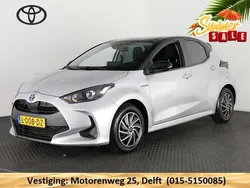 Grijs Gebruikt 2021 Toyota Yaris Hybrid Hatchback | € 18.900 (Eerlijke prijs)