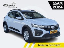 Wit Gebruikt 2024 Dacia Sandero Expression Hatchback | € 19.895 (Duur)