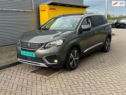 Grijs Gebruikt 2017 Peugeot 5008 Allure SUV | € 11.950 (Iets duurder)