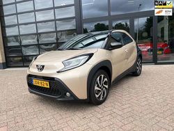 Bruin Nieuw 2025 Toyota Aygo X Pulse SUV | € 23.750