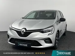 Grijs Gebruikt 2023 Renault Clio V Evolution Hatchback | € 17.695 (Goede deal)