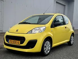 Geel Gebruikt 2012 Peugeot 107 Access Hatchback | € 2.999 (Goede deal)