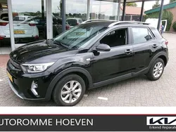 Zwart Gebruikt 2021 Kia Stonic 2 SUV | € 17.440 (Goede deal)