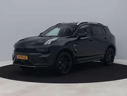Zwart, metallic lak Gebruikt 2024 Lynk & Co 01 SUV | € 30.900 (Eerlijke prijs)