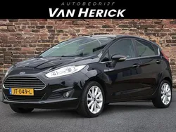 Zwart Gebruikt 2016 Ford Fiesta Titanium Hatchback | € 7.745 (Eerlijke prijs)