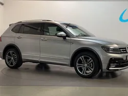 Grijs Gebruikt 2020 VW Tiguan Highline SUV | € 27.400 (Eerlijke prijs)
