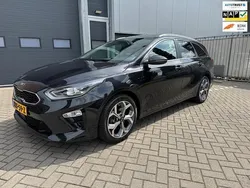 Zwart, metallic lak Gebruikt 2020 Kia Ceed Sportswagon Stationwagen | € 24.450 (Iets duurder)