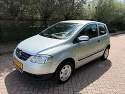 Grijs Gebruikt 2006 VW Fox Hatchback | € 1.495 (Eerlijke prijs)