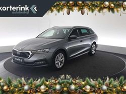 Grijs Gebruikt 2024 Skoda Octavia Business Line Stationwagen | € 34.950 (Duur)