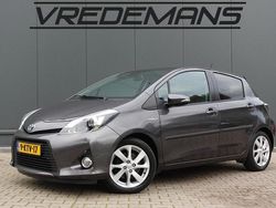 Grijs Gebruikt 2013 Toyota Yaris Hybrid Hatchback | € 8.450 (Iets duurder)