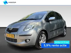 Grijs Gebruikt 2006 Toyota Yaris Hatchback | € 5.395 (Eerlijke prijs)