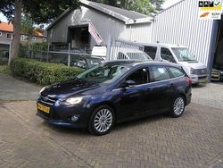 Blauw Gebruikt 2011 Ford Focus Stationwagen | € 3.950 (Eerlijke prijs)