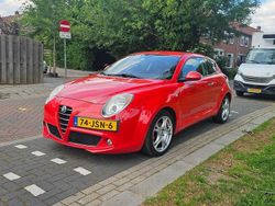 Rood Gebruikt 2009 Alfa Romeo MiTo Distinctive Hatchback | € 3.950 (Eerlijke prijs)