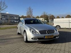 Grijs Gebruikt 2008 Mercedes CLS350 Sedan | € 9.999 (Eerlijke prijs)