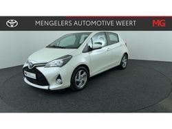Wit Gebruikt 2016 Toyota Yaris Trend Hatchback | € 13.990 (Eerlijke prijs)