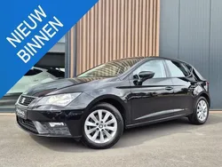 Zwart Gebruikt 2017 Seat Leon Style Hatchback | € 8.999 (Eerlijke prijs)