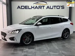 Wit Gebruikt 2020 Ford Focus ST-Line Stationwagen | € 17.750 (Eerlijke prijs)