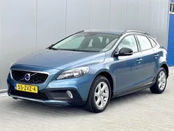 Blauw Gebruikt 2013 Volvo V40 CC Momentum Stationwagen | € 13.990 (Iets duurder)