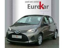 Bruin Gebruikt 2016 Toyota Yaris Active Sedan | € 12.490 (Goede deal)