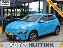 Blauw Gebruikt 2021 Hyundai Kona Premium SUV | € 32.790