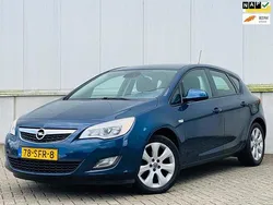 Blauw Gebruikt 2011 Opel Astra Edition Hatchback | € 6.725 (Eerlijke prijs)