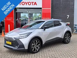 Grijs Gebruikt 2024 Toyota C-HR SUV | € 32.400 (Super prijs)