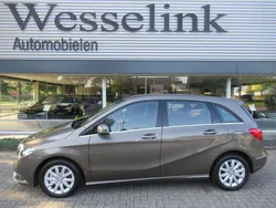 Grijs Gebruikt 2012 Mercedes B180 MPV | € 13.950 (Iets duurder)