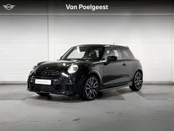 Midnight black (donker zwart) Gebruikt 2024 Mini Cooper S Hatchback | € 42.250 (Duur)