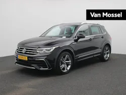 Zwart Gebruikt 2024 VW Tiguan Business SUV | € 49.800 (Eerlijke prijs)