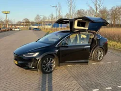 Zwart Gebruikt 2016 Tesla Model X SUV | € 32.500