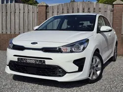 Wit Gebruikt 2021 Kia Rio Vision Hatchback | € 11.995 (Super prijs)