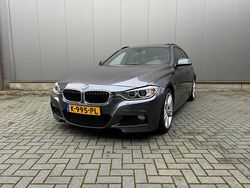 Grijs Gebruikt 2015 BMW 320 M Sport Stationwagen | € 14.950