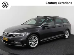 Grijs Gebruikt 2023 VW Passat Business+ Stationwagen | € 31.900 (Duur)