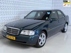 Groen Gebruikt 1996 Mercedes C200 Elegance Sedan | € 2.999