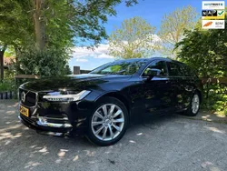 Zwart Gebruikt 2019 Volvo V90 Momentum Stationwagen | € 26.958 (Eerlijke prijs)