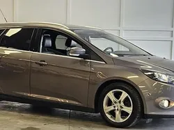Bruin Gebruikt 2014 Ford Focus Titanium Stationwagen | € 5.950 (Goede deal)