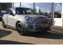 Grijs Gebruikt 2020 Mini Cooper SE Hatchback | € 21.500 (Iets duurder)