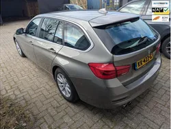 Grijs Gebruikt 2016 BMW 320 Executive Stationwagen | € 12.950 (Goede deal)
