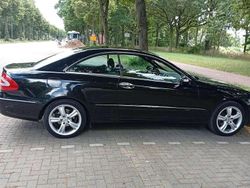 Zwart Gebruikt 2003 Mercedes CLK200 Elegance Coupé | € 2.000