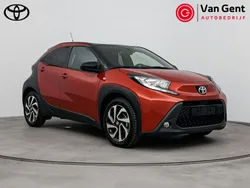 Zwart Gebruikt 2023 Toyota Aygo Pulse Hatchback | € 21.499 (Eerlijke prijs)