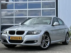 Grijs Gebruikt 2012 BMW 318 Luxury Line Sedan | € 10.950 (Super prijs)