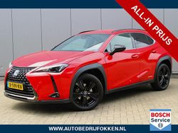 Rood, metallic lak Gebruikt 2021 Lexus UX Business Edition SUV | € 27.400 (Eerlijke prijs)