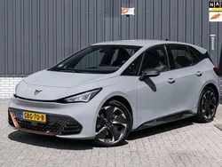 Grijs Gebruikt 2022 Cupra Born Hatchback | € 26.950 (Eerlijke prijs)