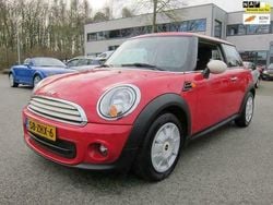 Rood Gebruikt 2012 Mini ONE Business Hatchback | € 4.999 (Eerlijke prijs)