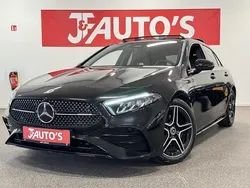 Zwart Gebruikt 2023 Mercedes A200 AMG line Hatchback | € 35.950 (Duur)