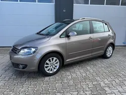 Bruin, metallic lak Gebruikt 2011 VW Golf Plus Comfortline MPV | € 8.950 (Eerlijke prijs)