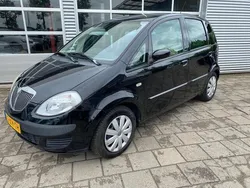 Zwart Gebruikt 2007 Lancia Musa MPV | € 1.799 (Eerlijke prijs)